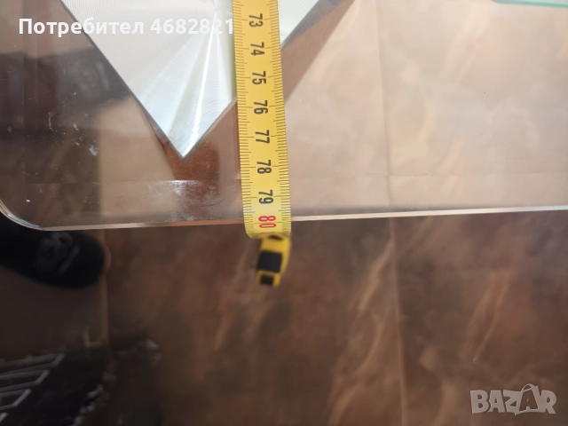 стъклена голяма красива здрава маса с дървени крака, снимка 4 - Маси - 52793958