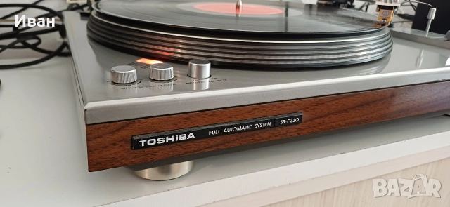 Грамофон TOSHIBA SR-F330