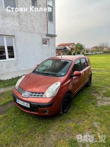 Продавам Нисан Ноте