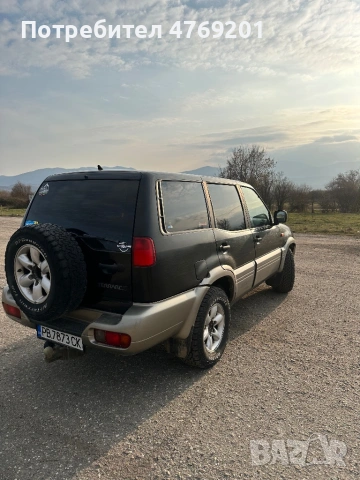 Nissan Terrano , снимка 4 - Автомобили и джипове - 53879083