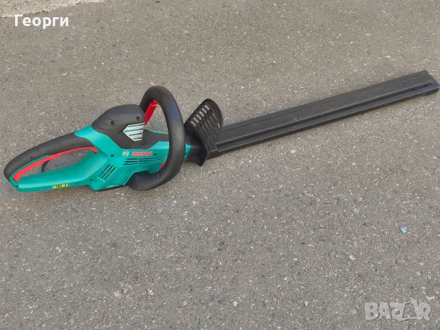 Храсторез Bosch AHS 70-34 700W, снимка 2 - Градинска техника - 56470055