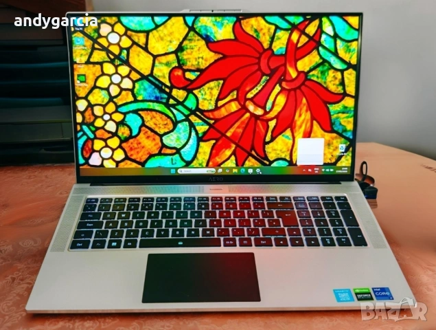 Gigabye AERO 17/Intel Core i7 12700H/NVidia RTX 3070ti 8GB/16G RAM/512 SSD/4K 120hz HDR1000 Mini LED