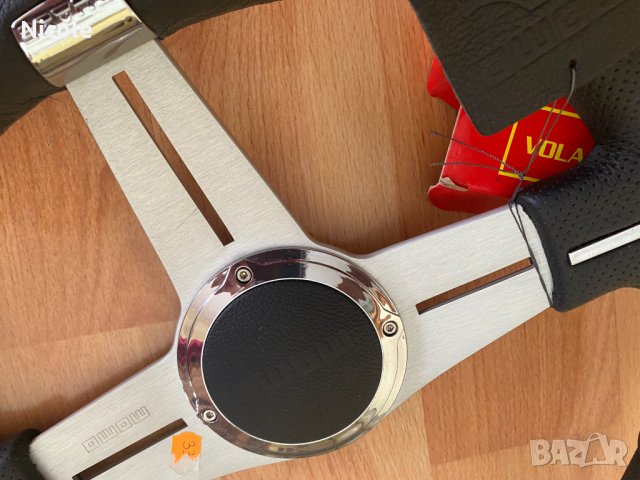 Спортен волан МОМО, Италия, снимка 5 - Аксесоари и консумативи - 43464356