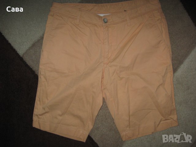 къси панталони GUESS  дамски,М, снимка 2 - Къси панталони и бермуди - 37537529