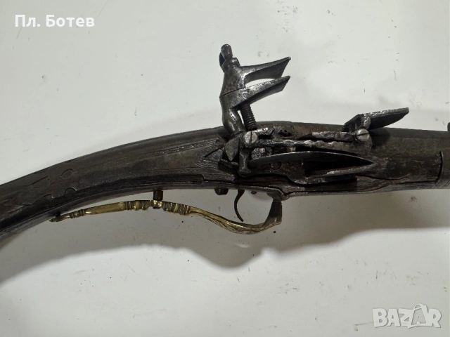 Стара кремъчна пушка Арнаутка, снимка 3 - Антикварни и старинни предмети - 53155941