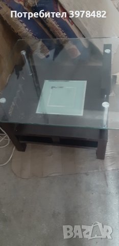 Маси 3 бр. Бюро 2 бр. Порт манто  секция , легла и 