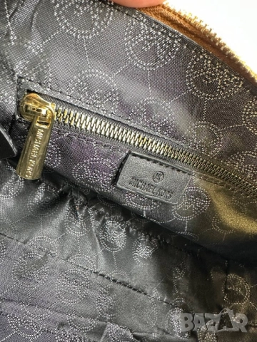 чанти Michael kors ➡️26cm⬆️16cm 🌟, снимка 2 - Чанти - 51550042