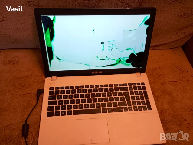 Лаптоп ASUS F551M - за части