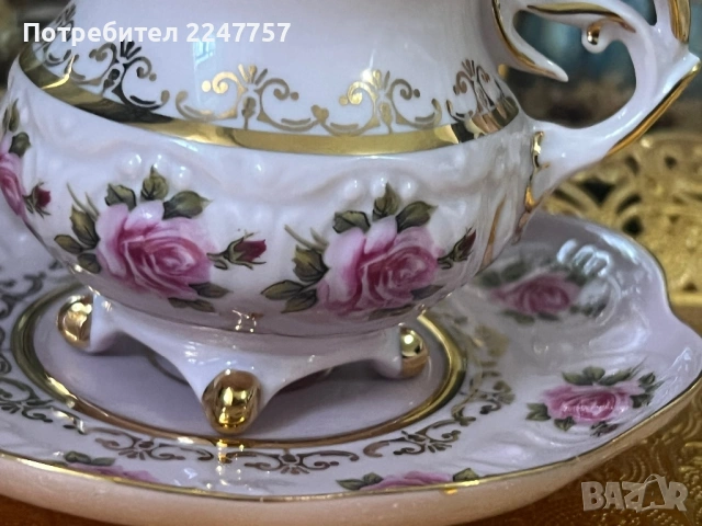 Двоен сет порцелан с 24к Gold, снимка 3 - Антикварни и старинни предмети - 53018818