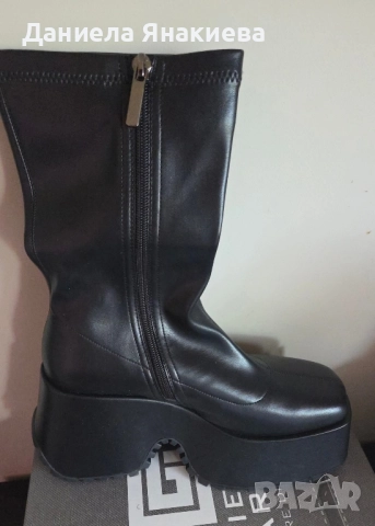 Боти Daniele Gilardo, снимка 3 - Дамски боти - 51968668