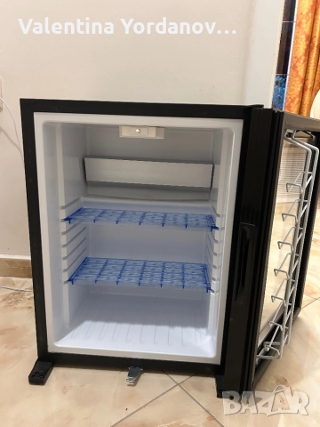 Хладилник, снимка 2 - Хладилници - 52660366