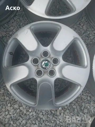 5x112..17цола 7j ET50 оригинални Skoda, снимка 4 - Гуми и джанти - 47602826