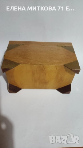 Дървено сандъче с облицовка и метален обков, снимка 5 - Антикварни и старинни предмети - 52795666