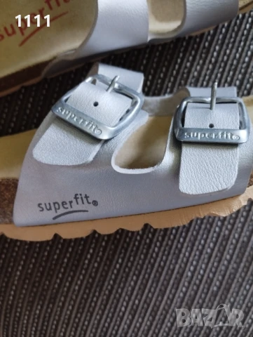 Нови чехли Superfit., снимка 4 - Детски сандали и чехли - 50909509