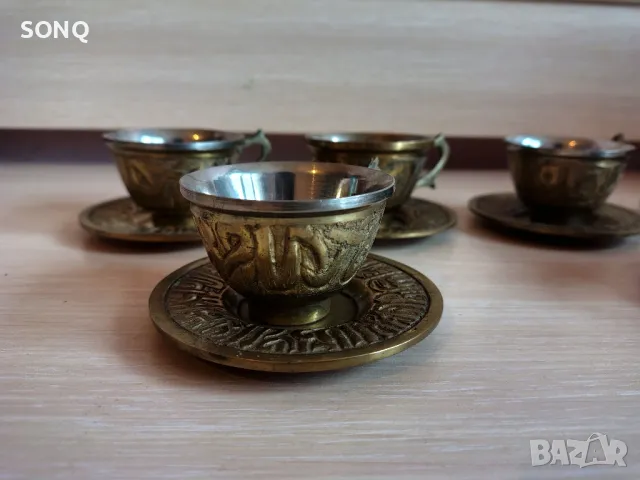 Прекрасен Стар Бронзов Сервиз За Кафе, снимка 3 - Други ценни предмети - 49240001