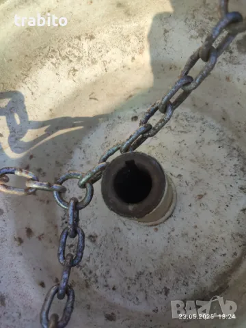 Гуми с джанти и вериги свалени от тракторна косачка снегорин 21-5-25, снимка 3 - Градинска техника - 50404249