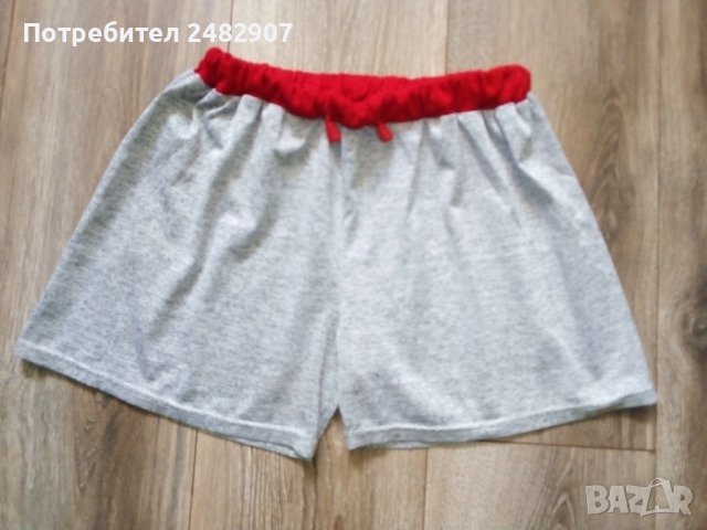 Къси дамски панталони