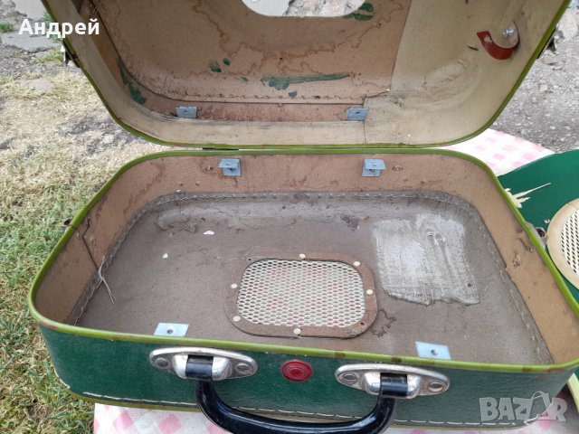 Старо куфарче за грамофон, снимка 8 - Други ценни предмети - 36895598