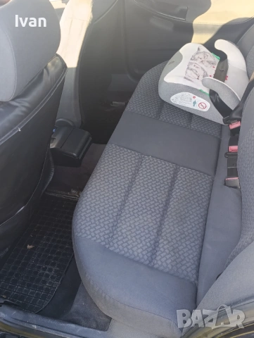 Продавам ауди а4 1.8 125к.с + едно за части, снимка 5 - Автомобили и джипове - 53921355