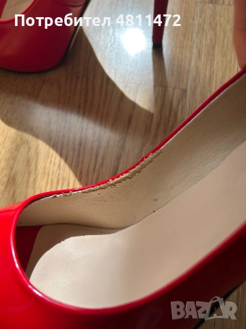 GUESS червени лачени токчета, снимка 5 - Дамски обувки на ток - 54349899