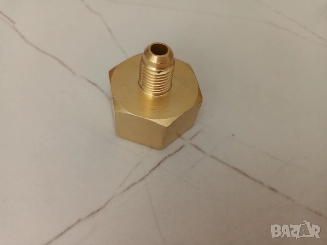 Преходник 4AN за бутилка с нитро към маркуч,нитро бутилка,nitro