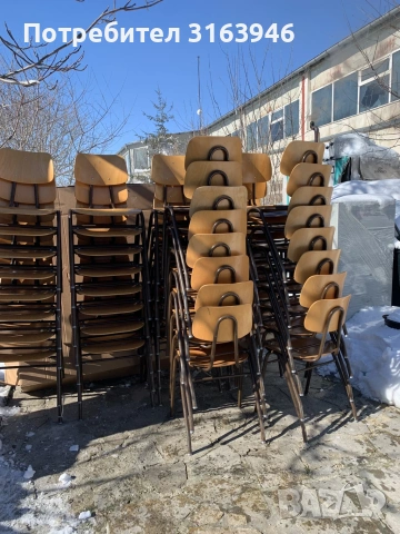 150 броя дървени столове с метални крака, снимка 5 - Столове - 54086658