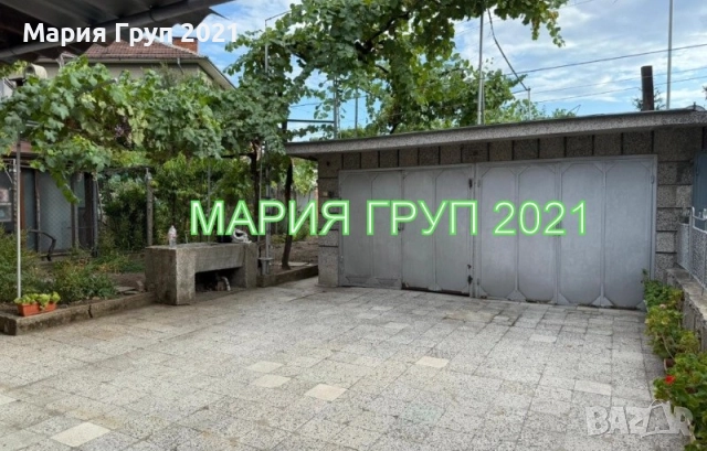 !!!ТОП ОФЕРТА!!!Продавам Двуетажна Къща Близнак с Два Гаража в гр. Димитровград кв."Раковски"!!!, снимка 4 - Къщи - 51806908
