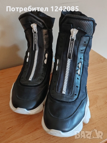 Givenchу оригинални 43н, снимка 2 - Мъжки боти - 52912601