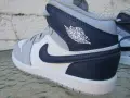 Детски маратонки Nike Air Jordan 1 Mid , снимка 3