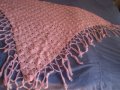 Плетен на една кука розов триъгълен шал, снимка 2