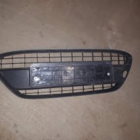 Решетки броня Ford Fiesta 2010, снимка 1 - Части - 29836423