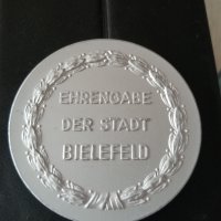 Юбилеен медал , снимка 3 - Колекции - 36913673