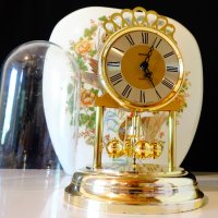 Настолен часовник Staiger Западна Германия. , снимка 2 - Антикварни и старинни предмети - 29349351