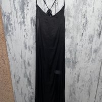 Черна лятна  нова сатенена парти коктейлна рокля Reserved , снимка 4 - Рокли - 37261091