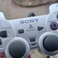 Оригинален Silver Controller за Playstation 2 SCPH 10010, снимка 6 - Аксесоари - 44533138