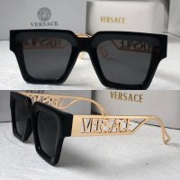 Versace дамски слънчеви очила , снимка 1 - Слънчеви и диоптрични очила - 40474079