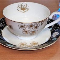 Комплект за кафе/чай  от костен порцелан, снимка 5 - Подаръци за рожден ден - 28394889