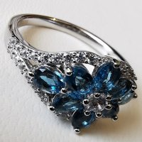 Елегантен сребърен 925 пръстен с родиево покритие и Натурални London Blue Топази и Циркони!, снимка 2 - Пръстени - 42381089