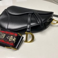Малка черна Диор/Dior“ Saddle Bag“ чанта, снимка 2 - Чанти - 40670958