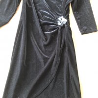 Елегантна рокля от кадифе M&Co, снимка 3 - Рокли - 31703991