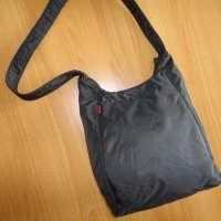Hedgren/дамска голяма спортна чанта, снимка 7 - Чанти - 40436018