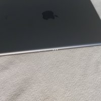 Таблет Apple iPad A2197,  10.2" , ipad 7th Gen (2019) , 32GB, снимка 7 - Таблети - 42366542