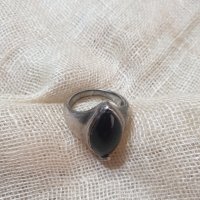 Сребърен  пръстен с черен камък, снимка 1 - Пръстени - 39382259