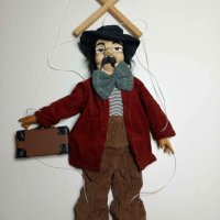 Дървена кукла на конци /марионетка , уникат в перфектно състояние, снимка 10 - Антикварни и старинни предмети - 40294976