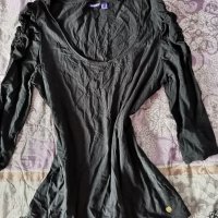 Дамска блуза, снимка 1 - Блузи с дълъг ръкав и пуловери - 40599521