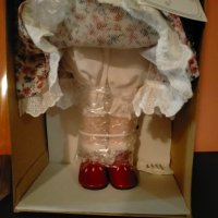 Порцеланова кукла Isabelle 45см Нова !, снимка 15 - Колекции - 42144713