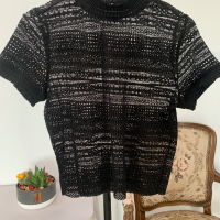 Дамска блуза в размер S, снимка 5 - Блузи с дълъг ръкав и пуловери - 44518867