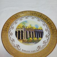 Декоративна порцеланова чиния с позлата Karlovy vary, снимка 1 - Колекции - 35338079