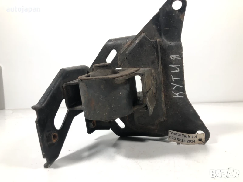Тампон двигател Toyota Yaris 1.4 D4D 2014г, снимка 1