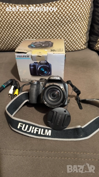 Fujifilm FinePix SL300 , снимка 1